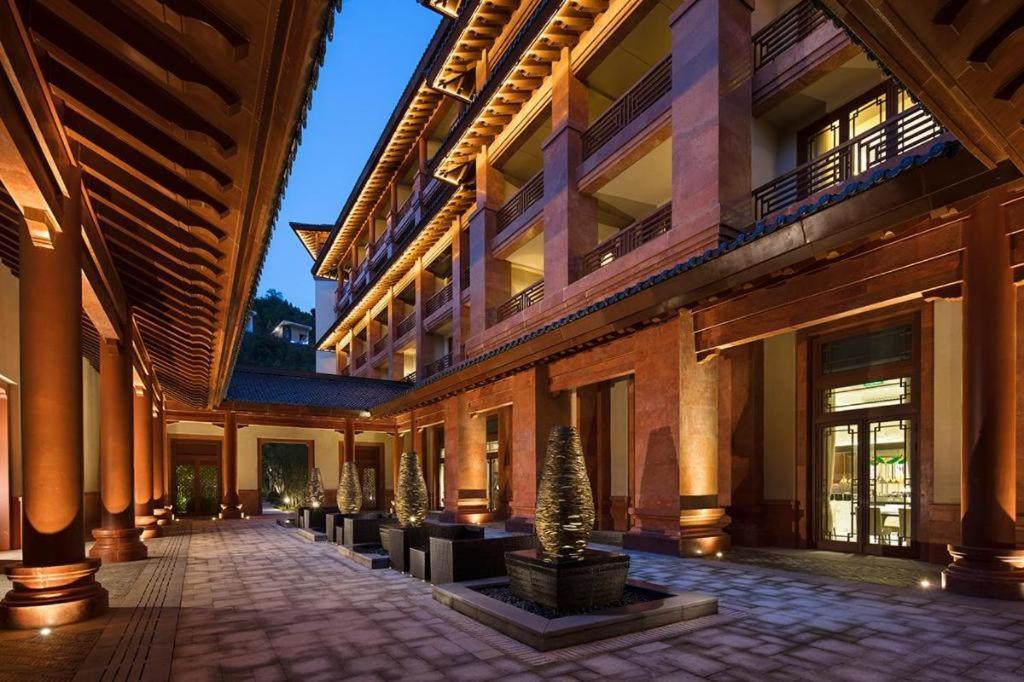 Grand Bay Hotel Beijing Xiaotangzhuang Exterior foto