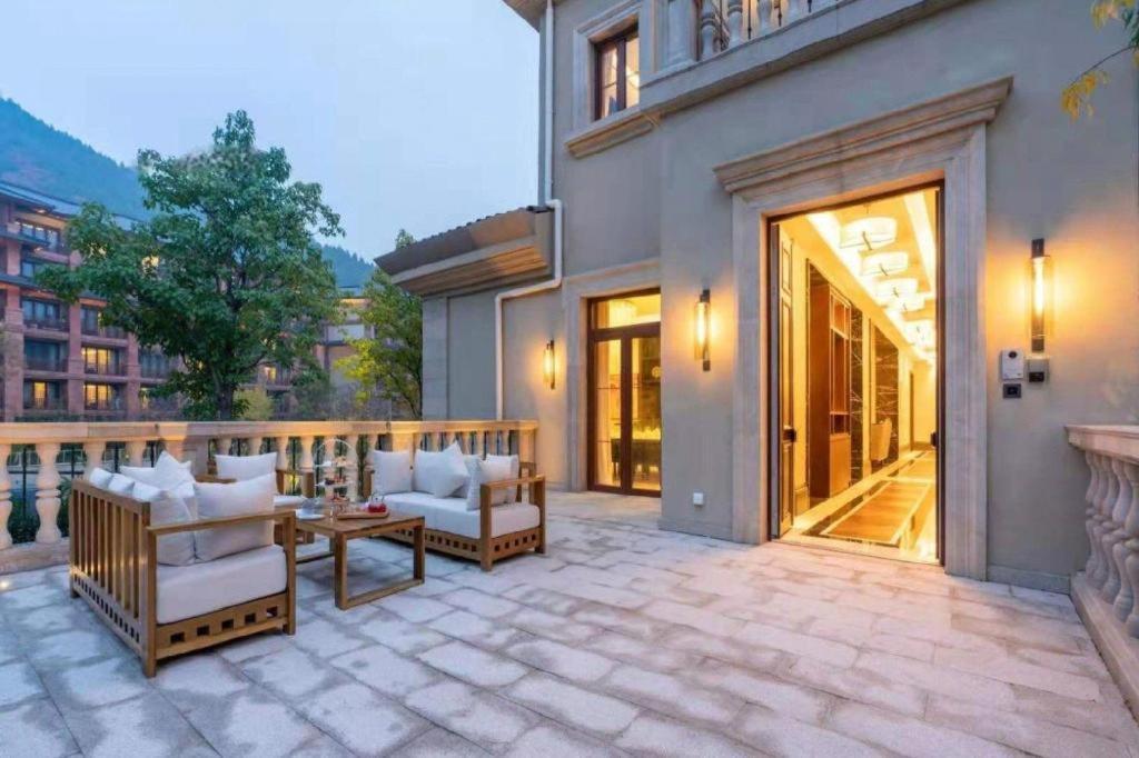 Grand Bay Hotel Beijing Xiaotangzhuang Exterior foto